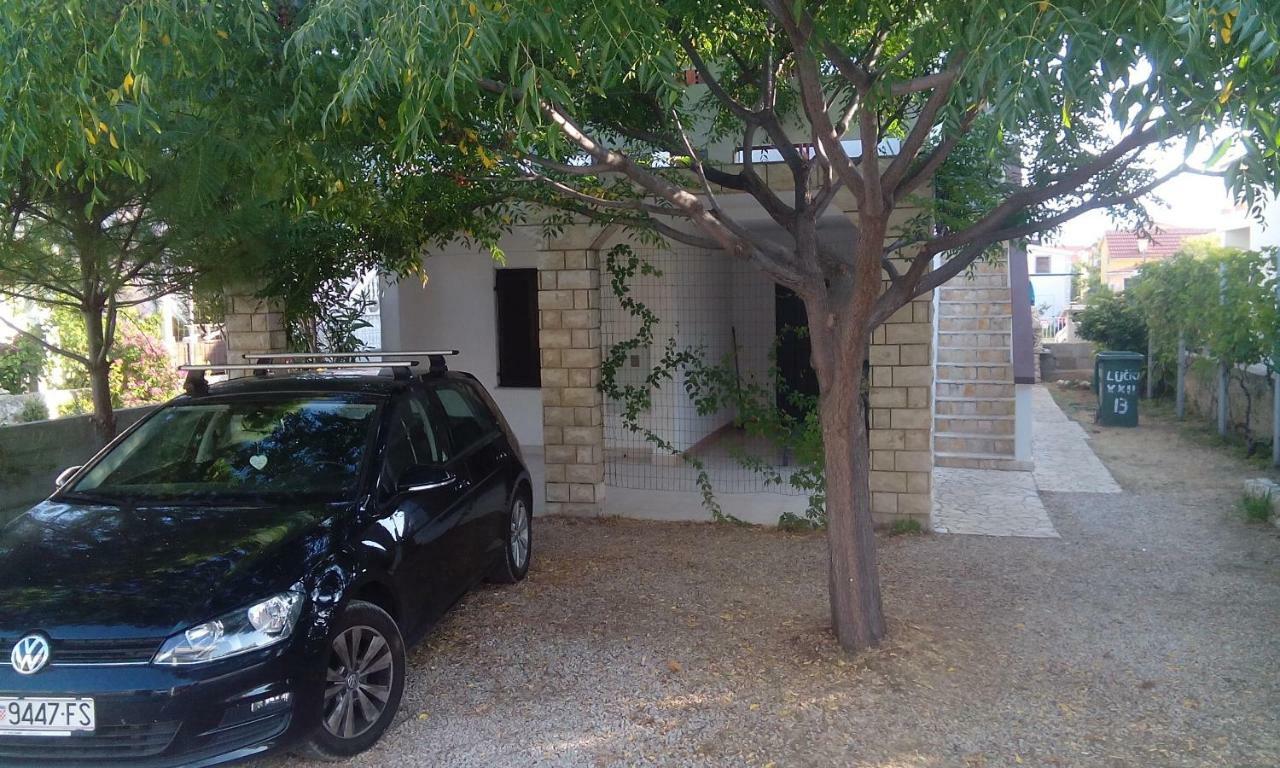 Apartman Maja Vir Esterno foto